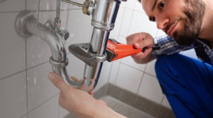 Professional expert plumbing services in Velma, OK